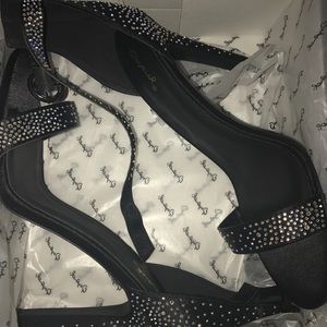 Brand new heels